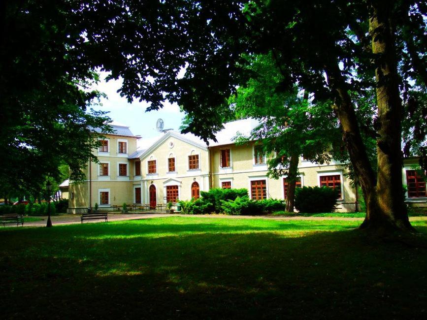 Hotel Rytwiany Palac Exterior foto